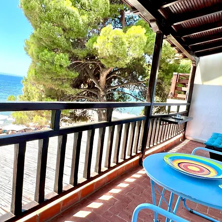 Apartment The House By The Sea *